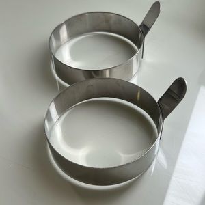 Egg rings - set of 2